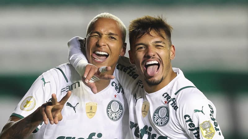 Deyverson e Gabriel Menino