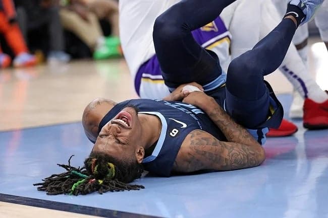 Ja Morant sofreu com lesões na atual temporada da NBA (Foto: Justin Ford / AFP)