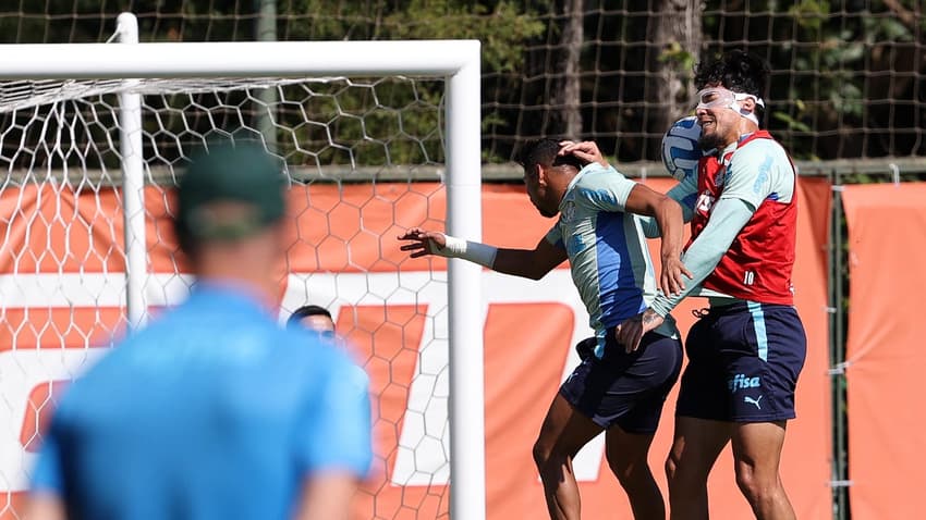 gustavo_gomez_treino_palmeiras_mascara2