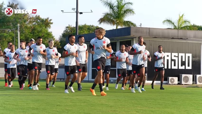 riquelme-vasco-lateral