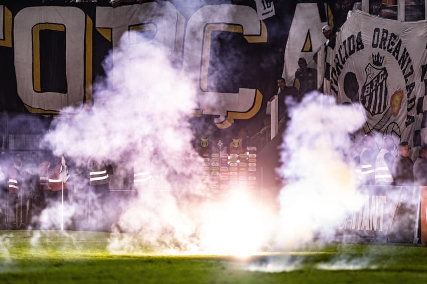 Santos atuou quatro jogos sem torcida na Vila Belmiro