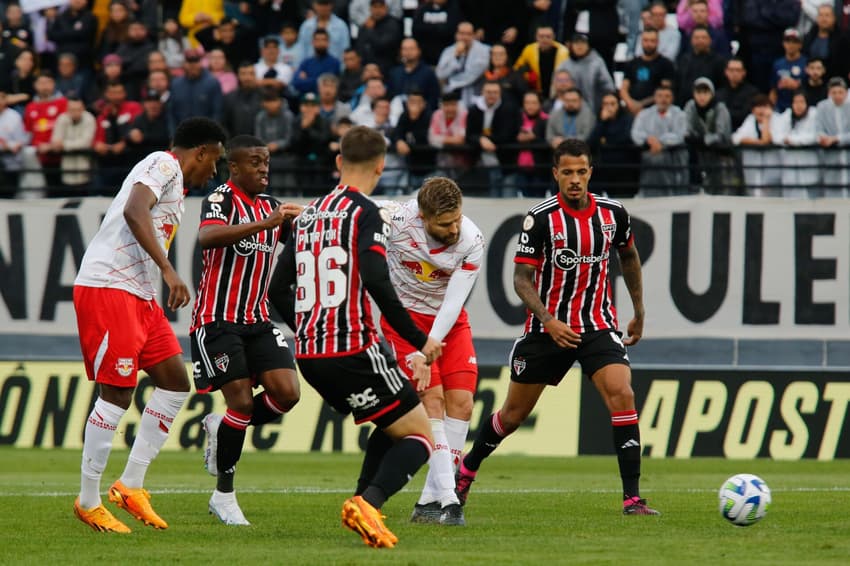 CAMPEONATO BRASILEIRO / RED BULL BRAGANTINO x SÃO PAULO