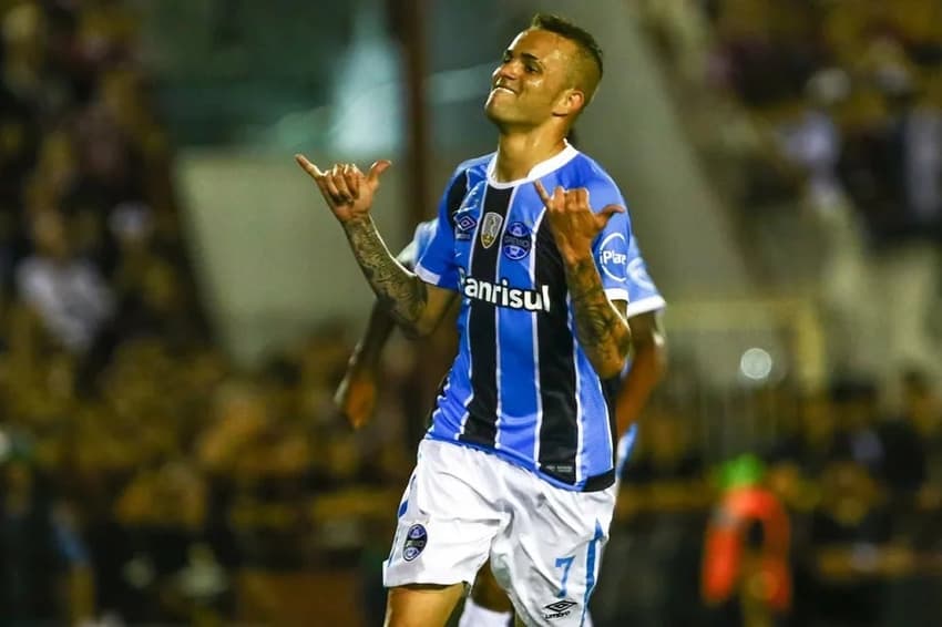 Jogador do Corinthians, Luan foi projetado ao futebol pelo Grêmio