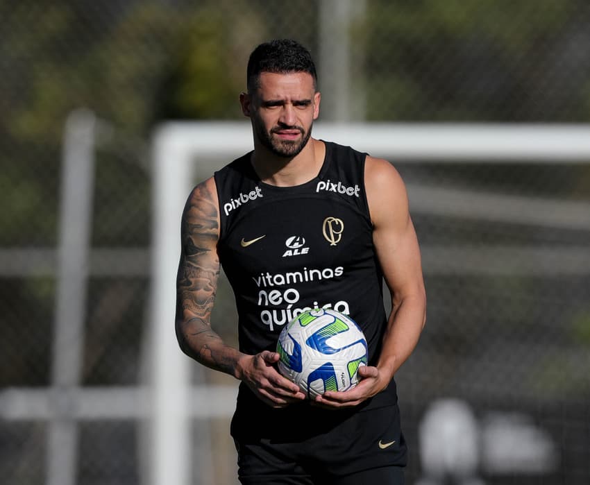 Renato Augusto deve ser titular na escalação do Corinthians em jogo decisivo pela Copa do Brasil contra o América-MG