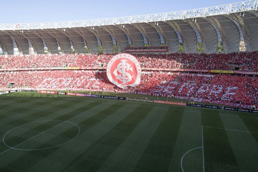 area-bone-beira-rio-futebol-latino-lance