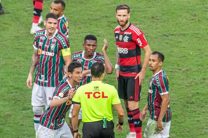 partida entre fluminense e flamengo