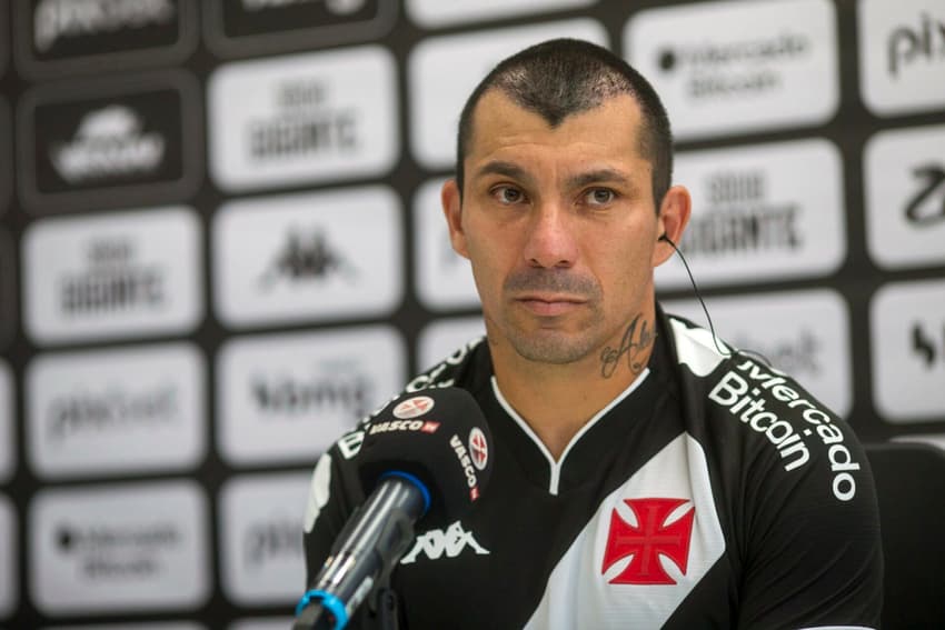 gary-medel-vasco