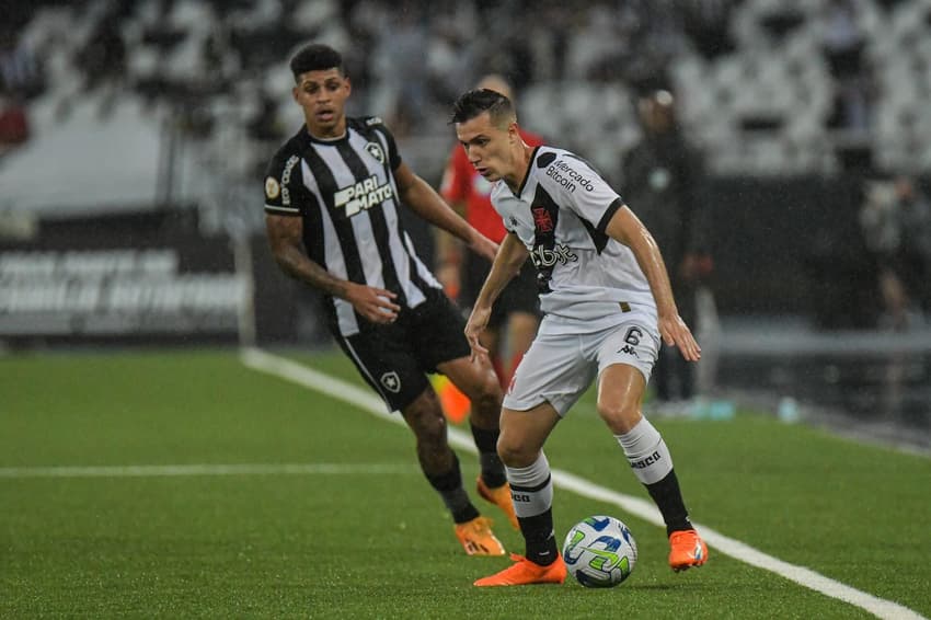 Botafogo x Vasco - Lucas Piton