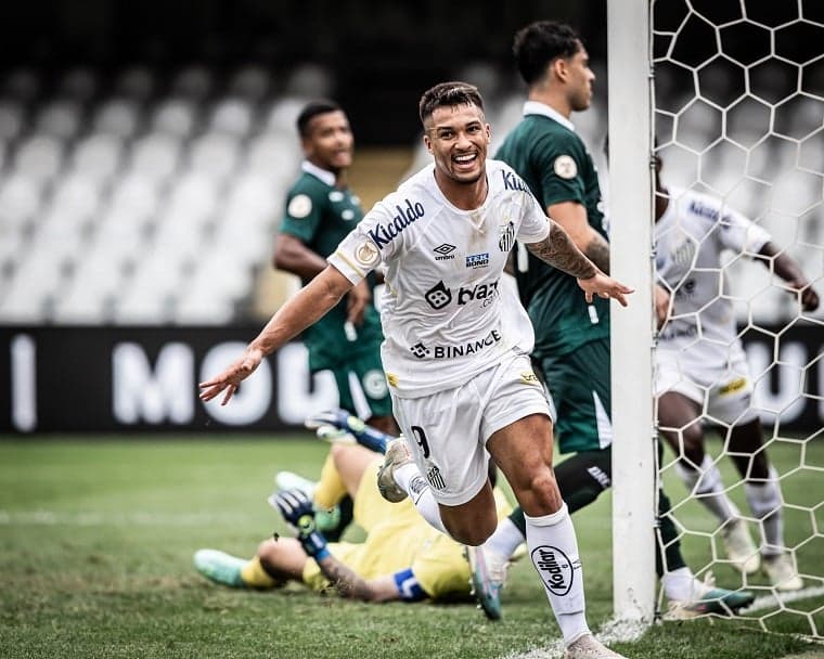 Marcos Leonardo pode estar de saída do Santos. Ele tem proposta do Roma