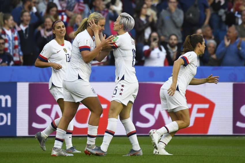 FBL-WC-2019-WOMEN-MATCH35-SWE-USA