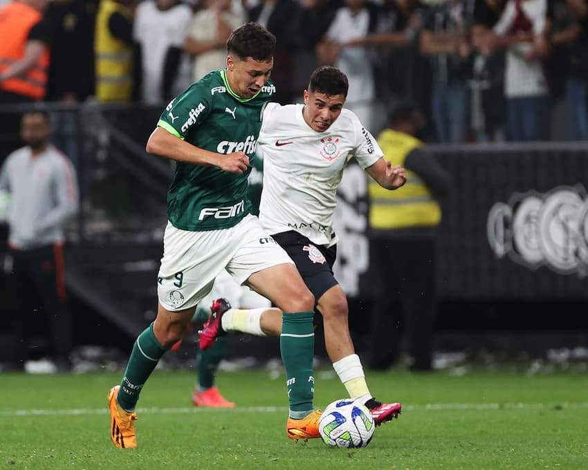 Palmeiras venceu o Corinthians e está na final do Brasileiro Sub-20