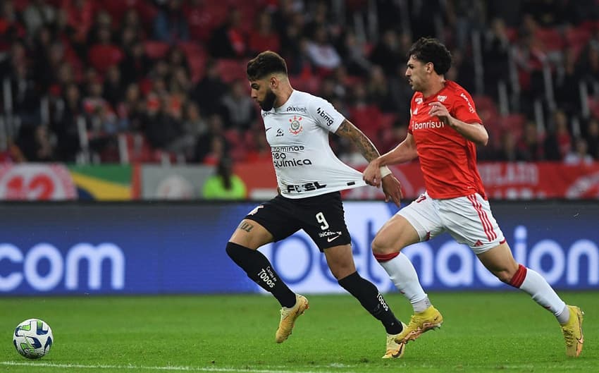 CAMPEONATO BRASILEIRO 2023: INTERNACIONAL-RS X CORINTHIANS