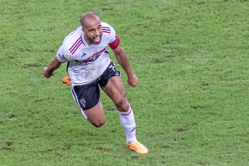 partida entre flamengo e sao paulo