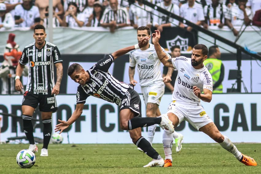 BELO HORIZONTE, MG, 27.08.2023: ATLETICO X SANTOS