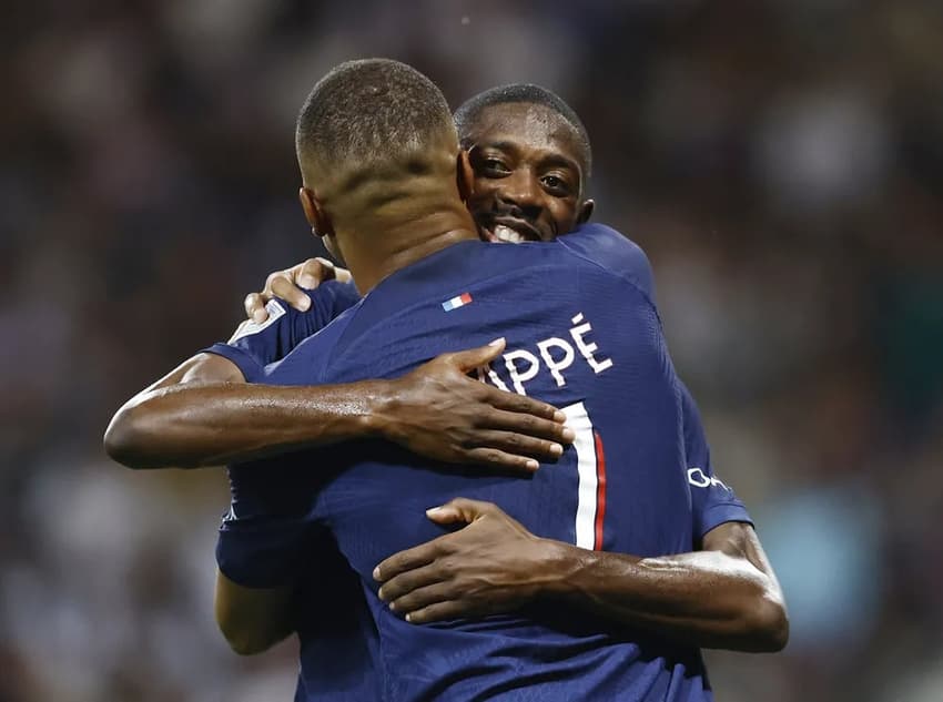 Dembélé e Mbappé em ação pelo PSG (Foto: REUTERS/Stephane Mahe)