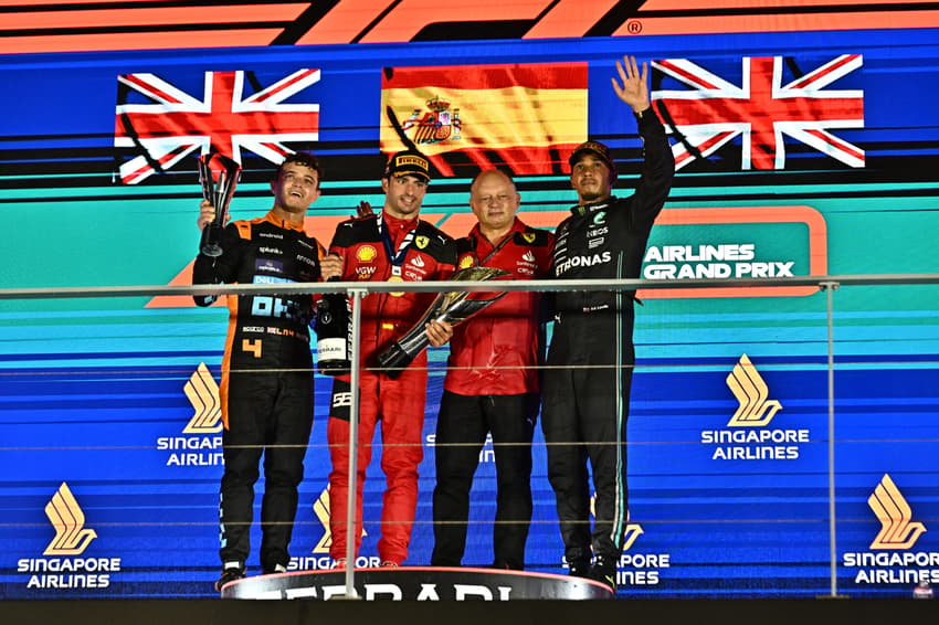 AUTO-PRIX-F1-SIN-PODIUM