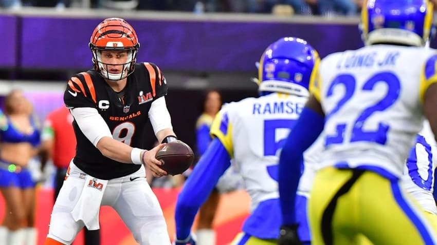 Joe Burrow - Cincinnati Bengals x Los Angeles Rams - Super Bowl LVI