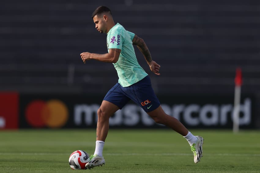 bruno_guimaraes_treino_selecao_10_setembro_2023