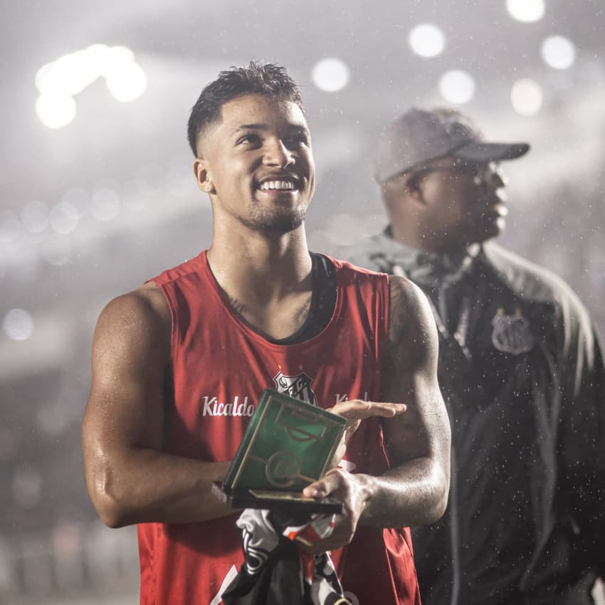 Marcos Leonardo Santos permanência Brasileirão