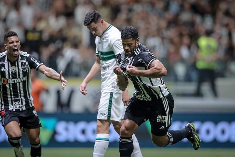 Hulk - Coritiba x Atlético-MG - Brasileirão