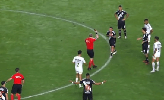 Daronco, árbitro de Corinthians e Santos, expulsou Lucas Lima contra o Vasco