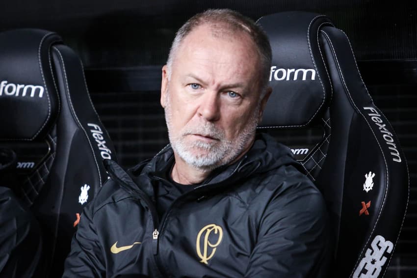 Mano coletiva Corinthians Flamengo Brasileirão