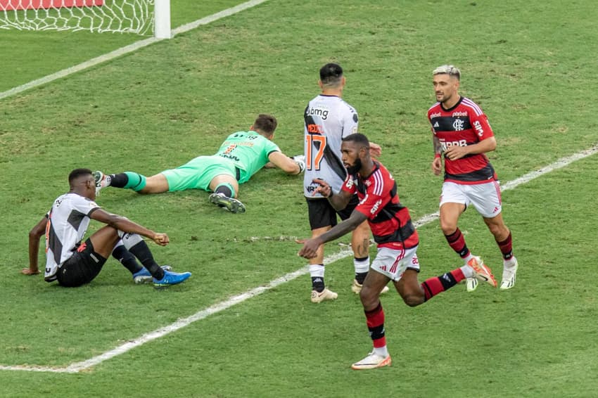 partida entre flamengo e vasco da gama