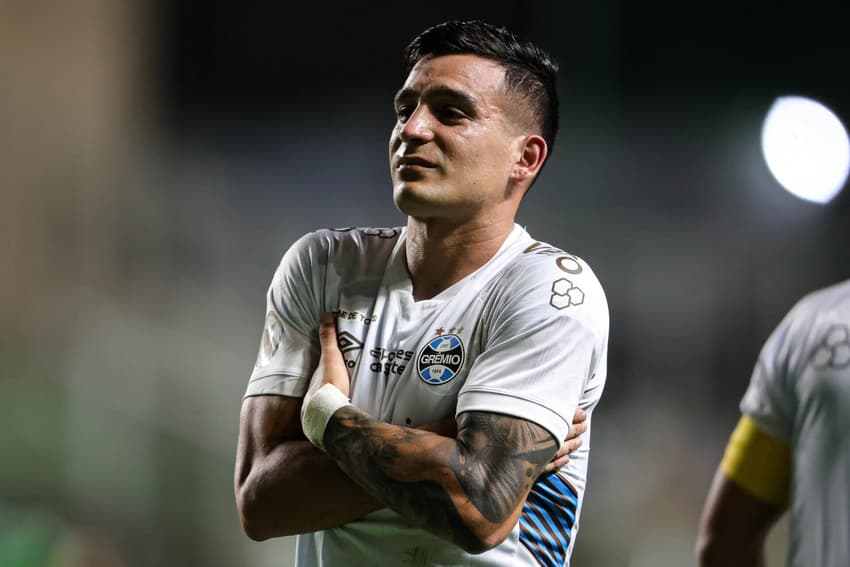 América-MG x Grêmio - Cristaldo