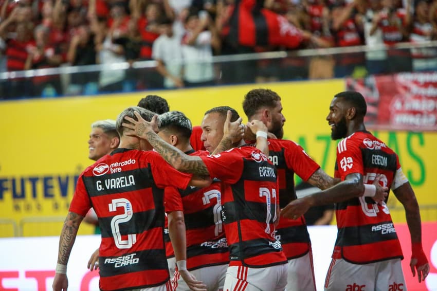 AM - MANAUS - 17/01/2024 - CARIOCA 2024, FLAMENGO X AUDAX - jogador do Flamengo comemora seu gol durante partida contra o Audax no estadio Arena Amazonia pelo campeonato Carioca 2024. Foto: Antonio Pereira/AGIF/GAZETA PRESS