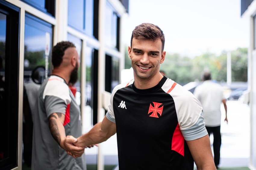 Reapresentação do Vasco - Léo Jardim