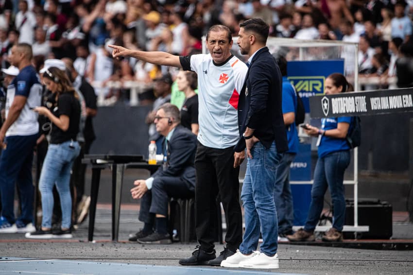 Ramón Díaz e Emiliano Diaz - Vasco, que enfrentará o Marcílio Dias, na Copa do Brasil