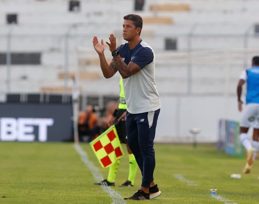 Thiago Carpini, São Paulo x Ponte Preta