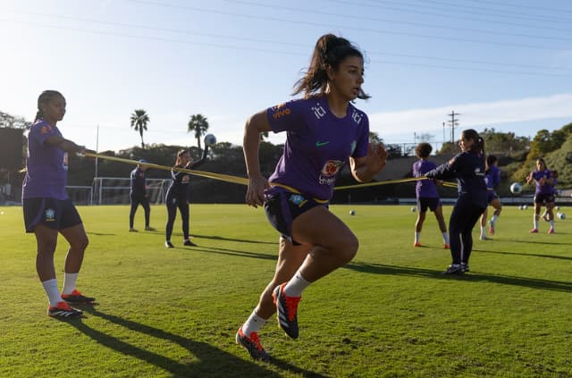 treino seleção brasileira feminina