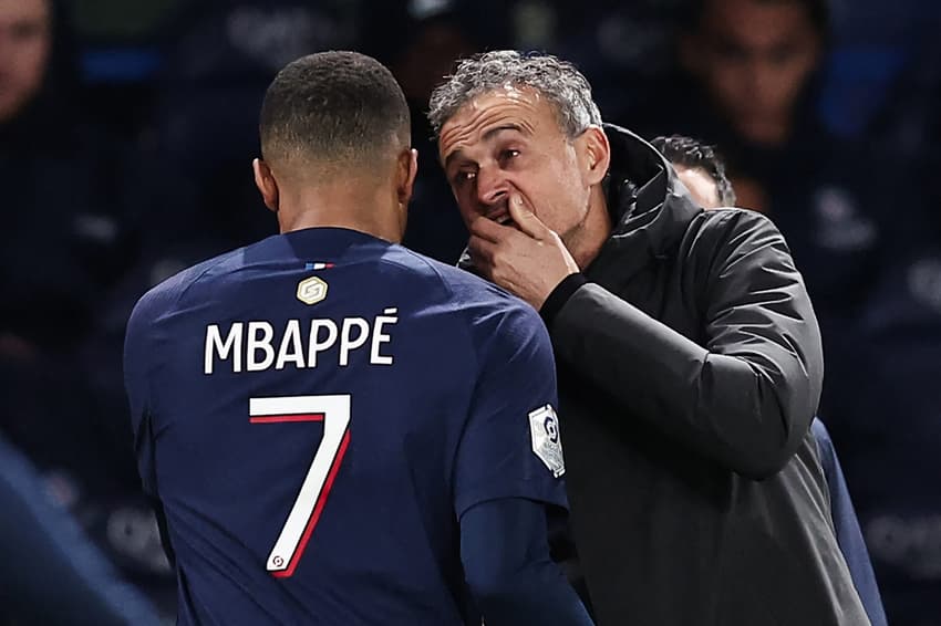 FBL-FRA-LIGUE1-PSG-MBAPPE-ENRIQUE