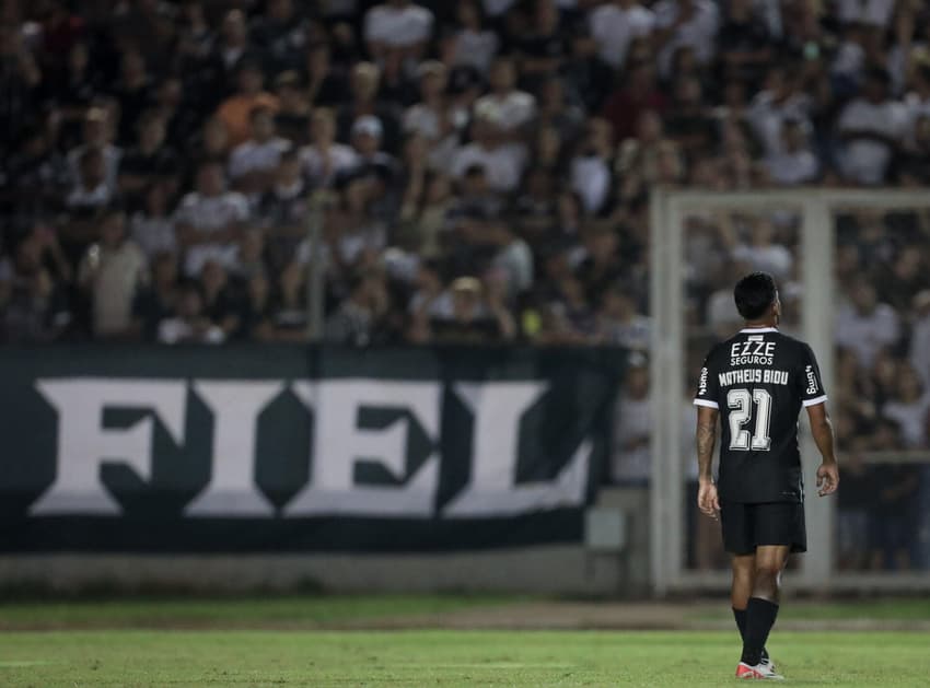 Londrina-Corinthians-Matheus-Bidu-Santos