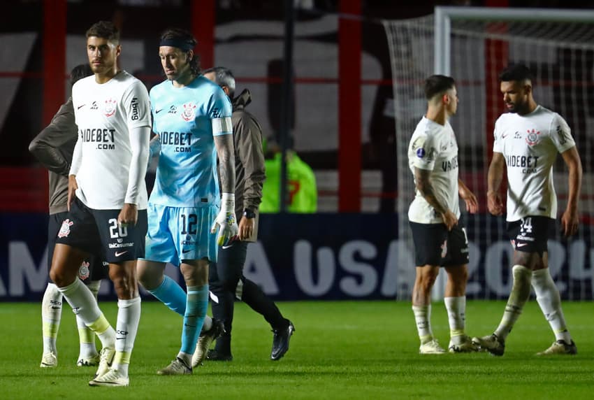 FBL-SUDAMERICANA-ARGENTINOS-CORINTHIANS