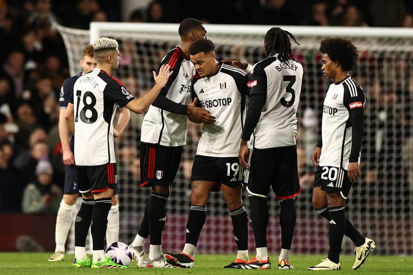 FBL-ENG-PR-FULHAM-TOTTENHAM