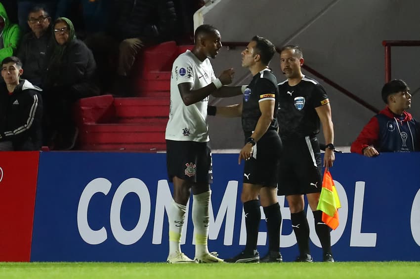 FBL-SUL-AMERICANA-ARGENTINOS-CORINTHIANS