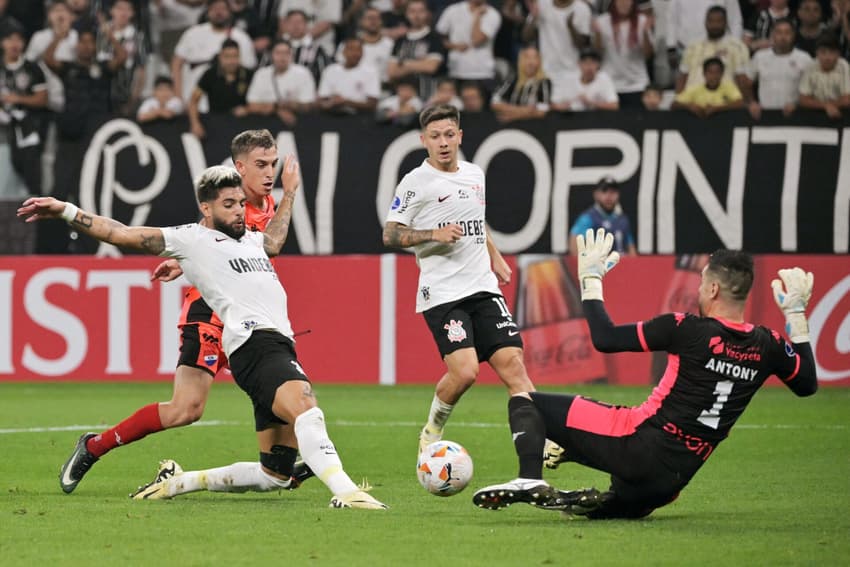 Yuri-Alberto-Corinthians-Nacional