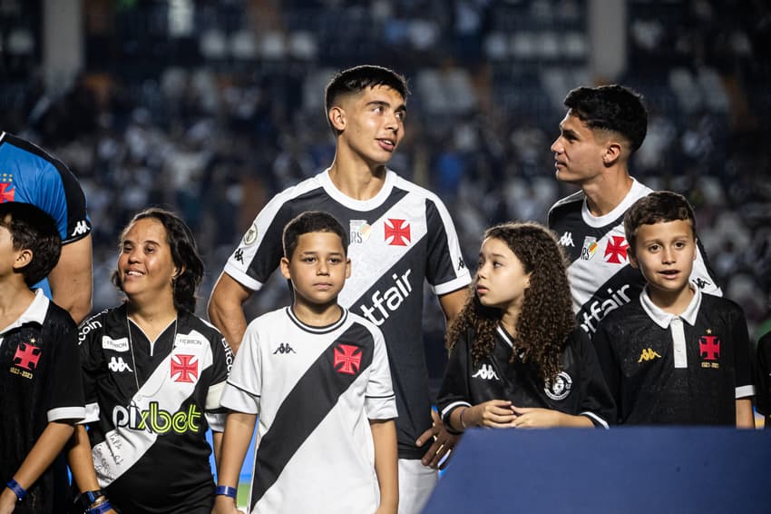 Sforza e Galdames, Vasco x Vitória no Brasileirão 2024