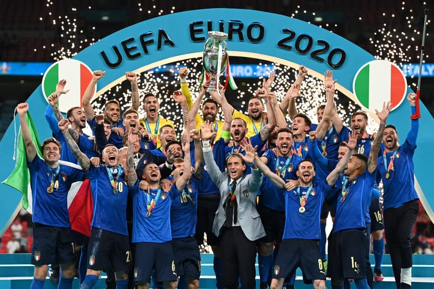 FBL-EURO-2020-2021-MATCH51-ITA-ENG-TROPHY