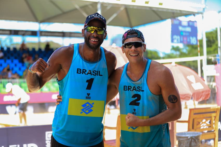 Arthur-e-Evandro-volei-de-praia