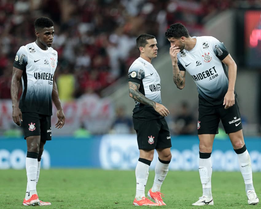 Fagner-Felix-Torres-Gustavo-Henrique-Corinthians