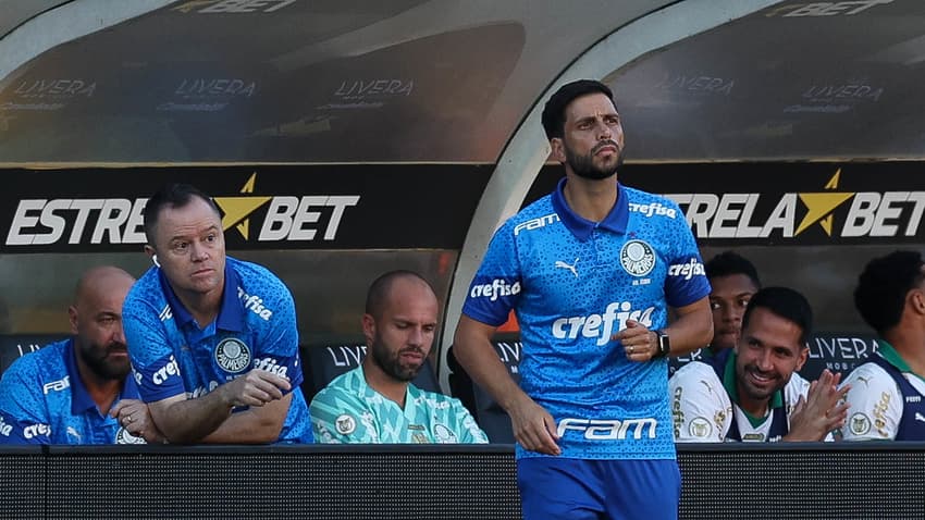 Palmeiras x Criciúma - auxiliares Abel Ferreira