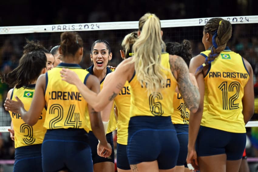 VOLLEYBALL-OLY-PARIS-2024-BRA-KEN