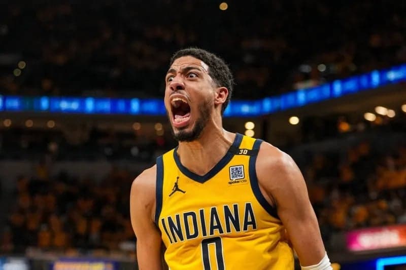 Tyrese-Haliburton_Easy-Resize.com_