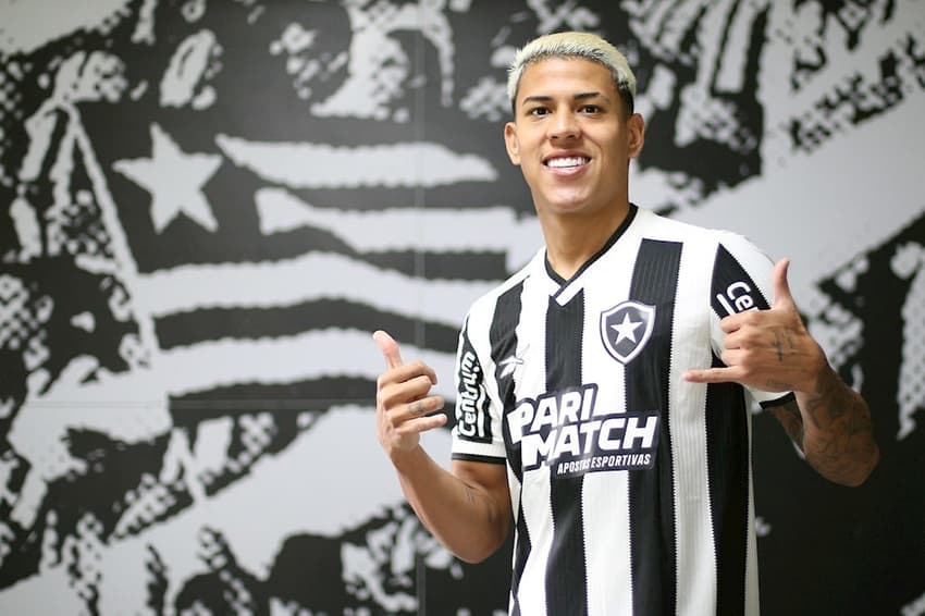 Matheus Martins - Botafogo