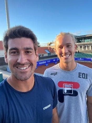 Orlando Luz de azul e Rafa Matos de cinza (Foto: Divulgação)