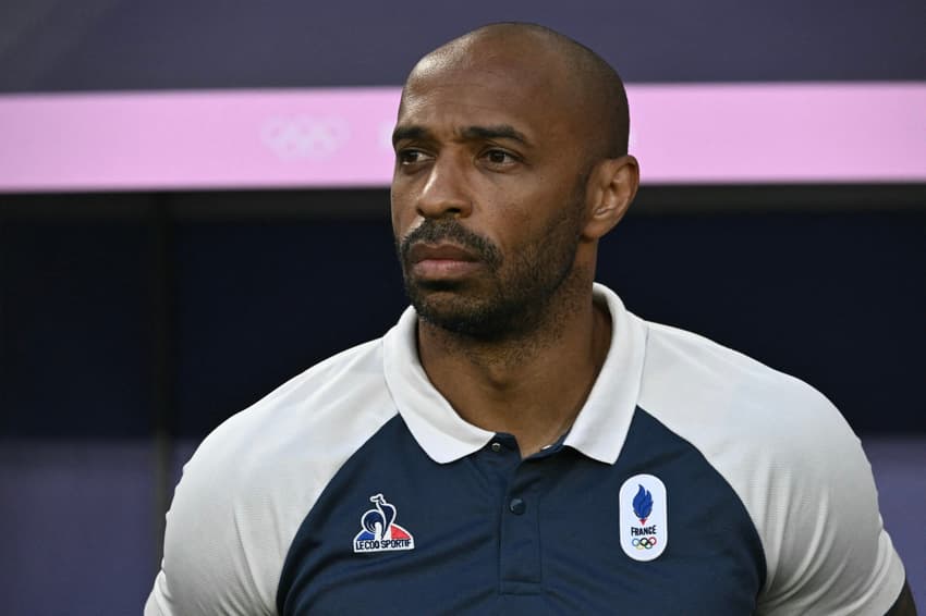 Atacante que foi técnico da Seleção Francesa nas Olimpíadas, Thierry Henry figura na lista dos jogadores com mais jogos pela França (Foto: Philippe LOPEZ / AFP)