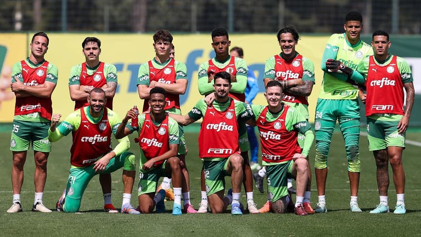 Treino do Palmeiras; escalação Athletico-PR